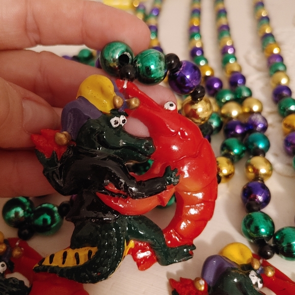 NWT 2 LA MASCOT BEADED NECKLACES - Picture 2 of 11